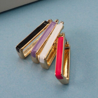 RECTANGLE HUGGIE HOOP EARRINGS