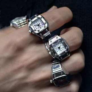 Stainless Steel Ring-Shaped Watch Design